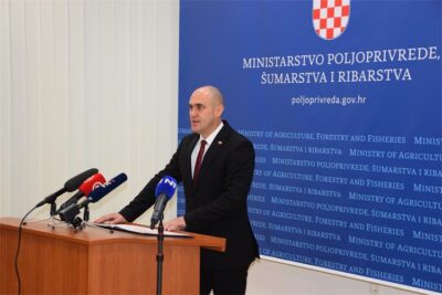 Ministar Dabro najavio početak isplate predujma poljoprivrednicima za početak sjetve